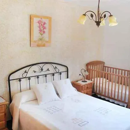 Villa Alvarez *